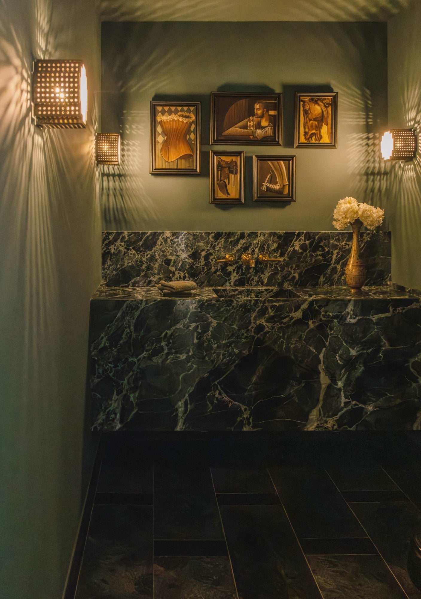Geoglow Sconce