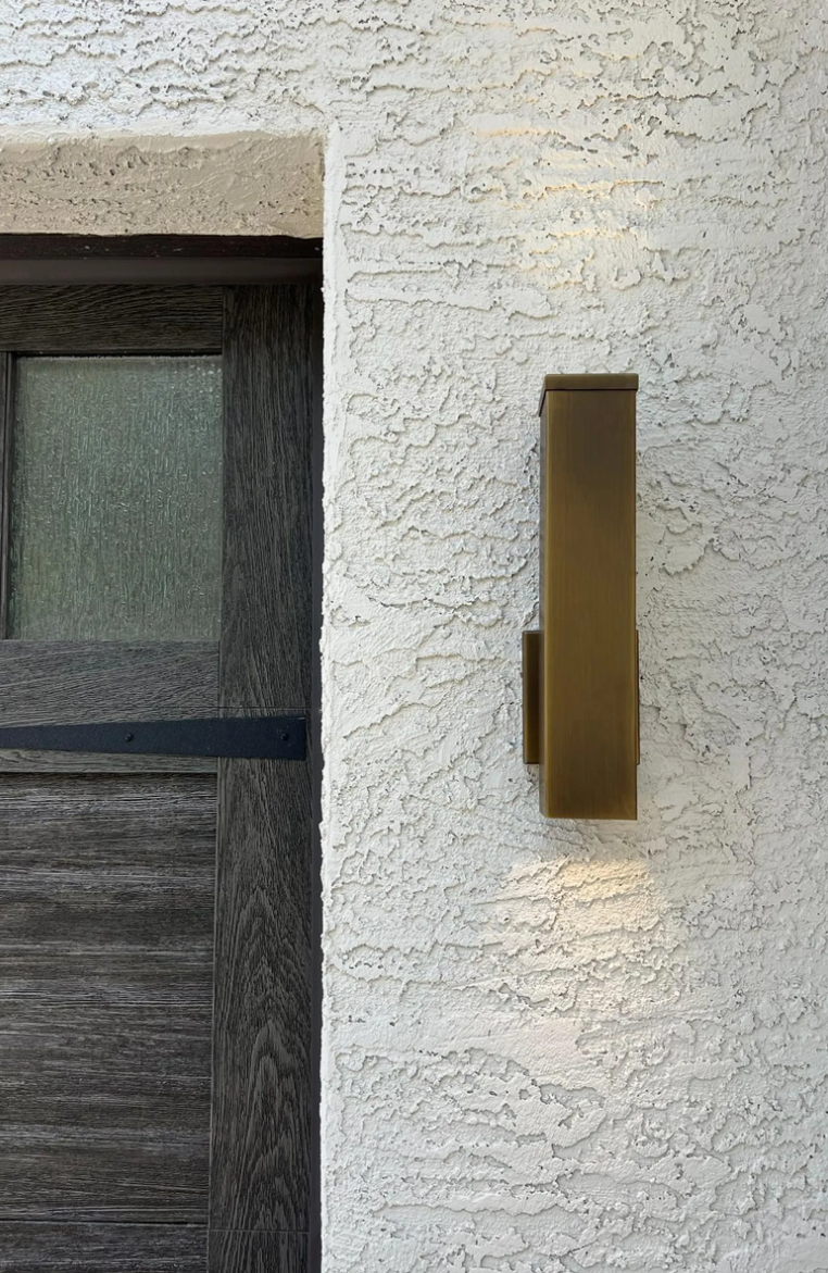 LUMERA UP AND DOWN SCONCE
