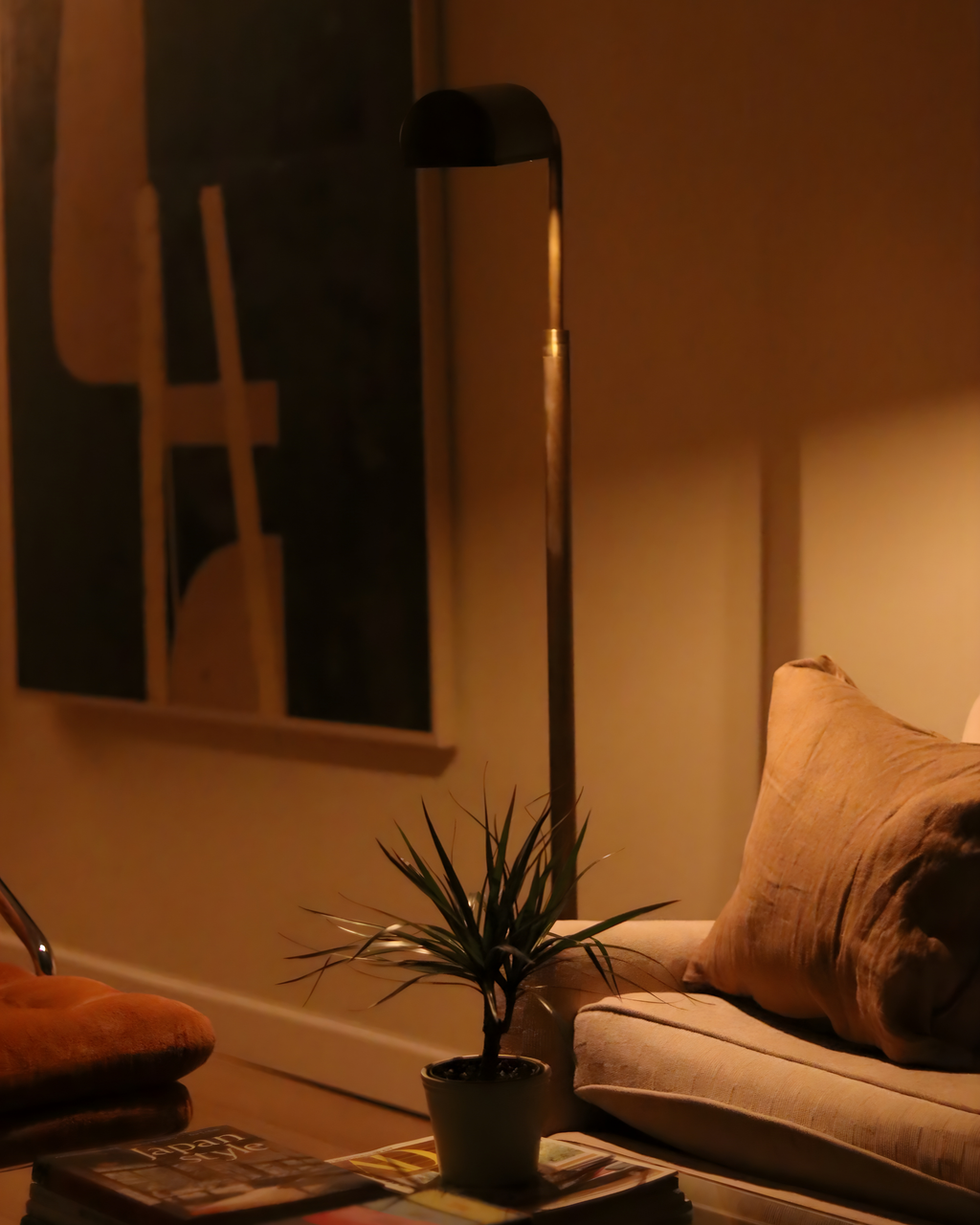 MOOD COLUMN FLOOR LAMP
