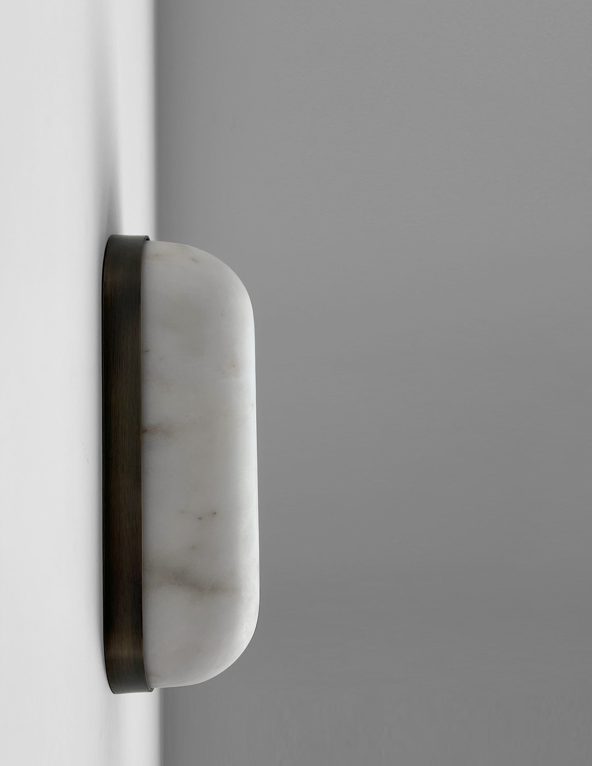 The Serenité Sconce