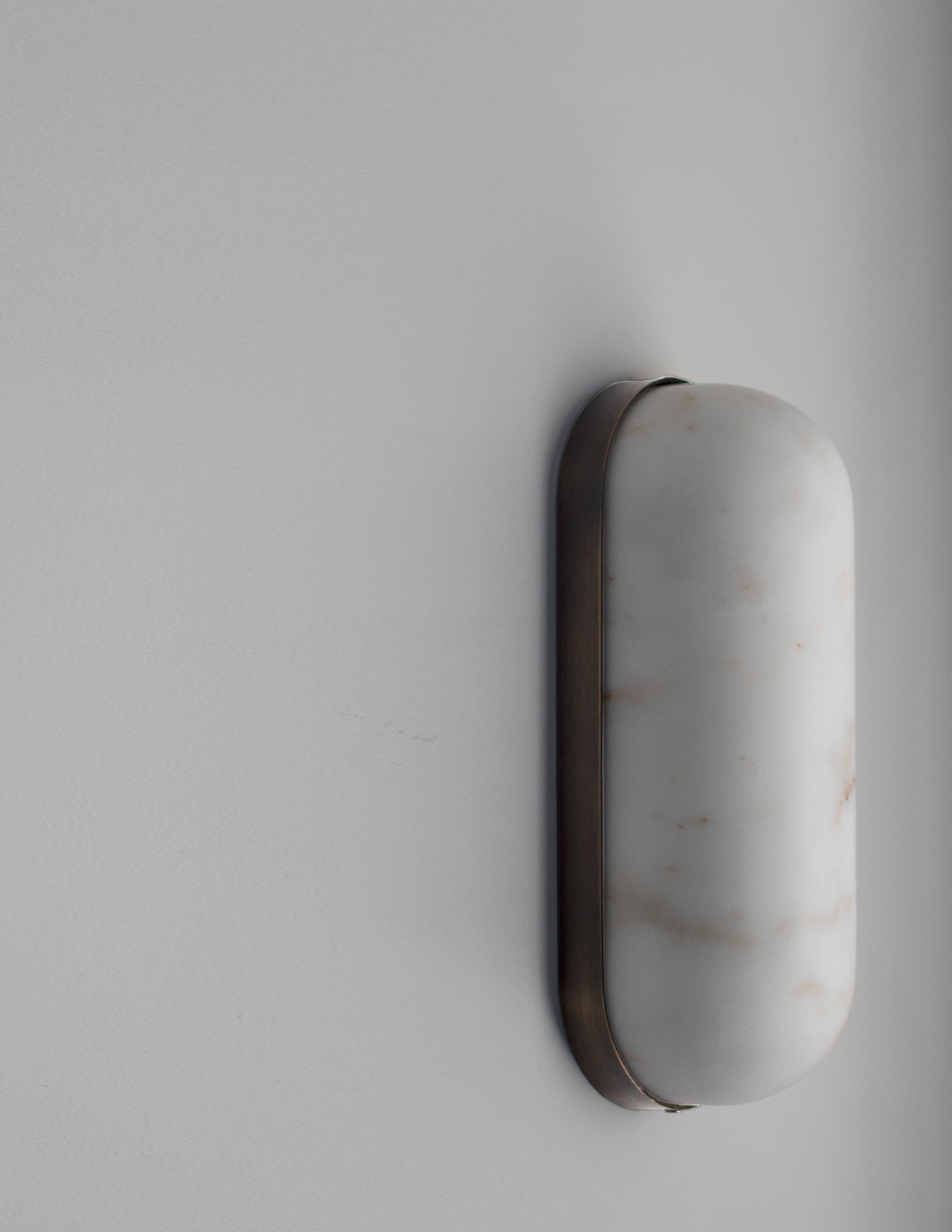 The Serenité Sconce