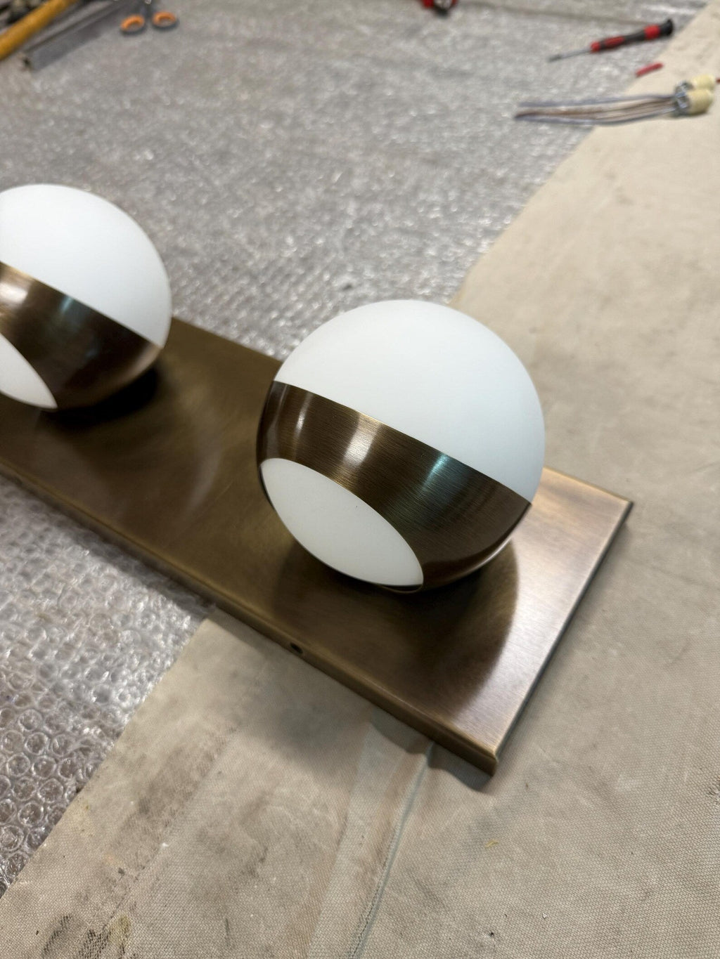 VELA DOUBLE SCONCE