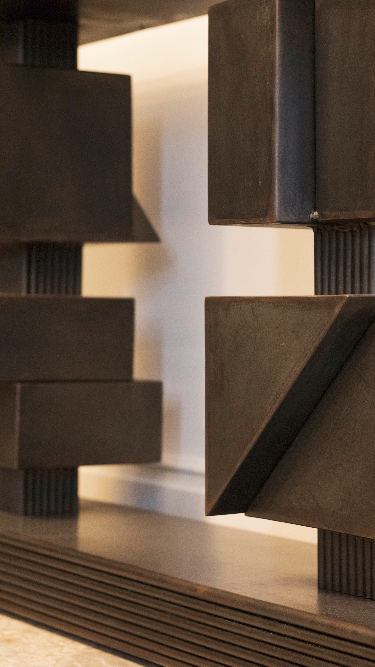Cubica Console Table