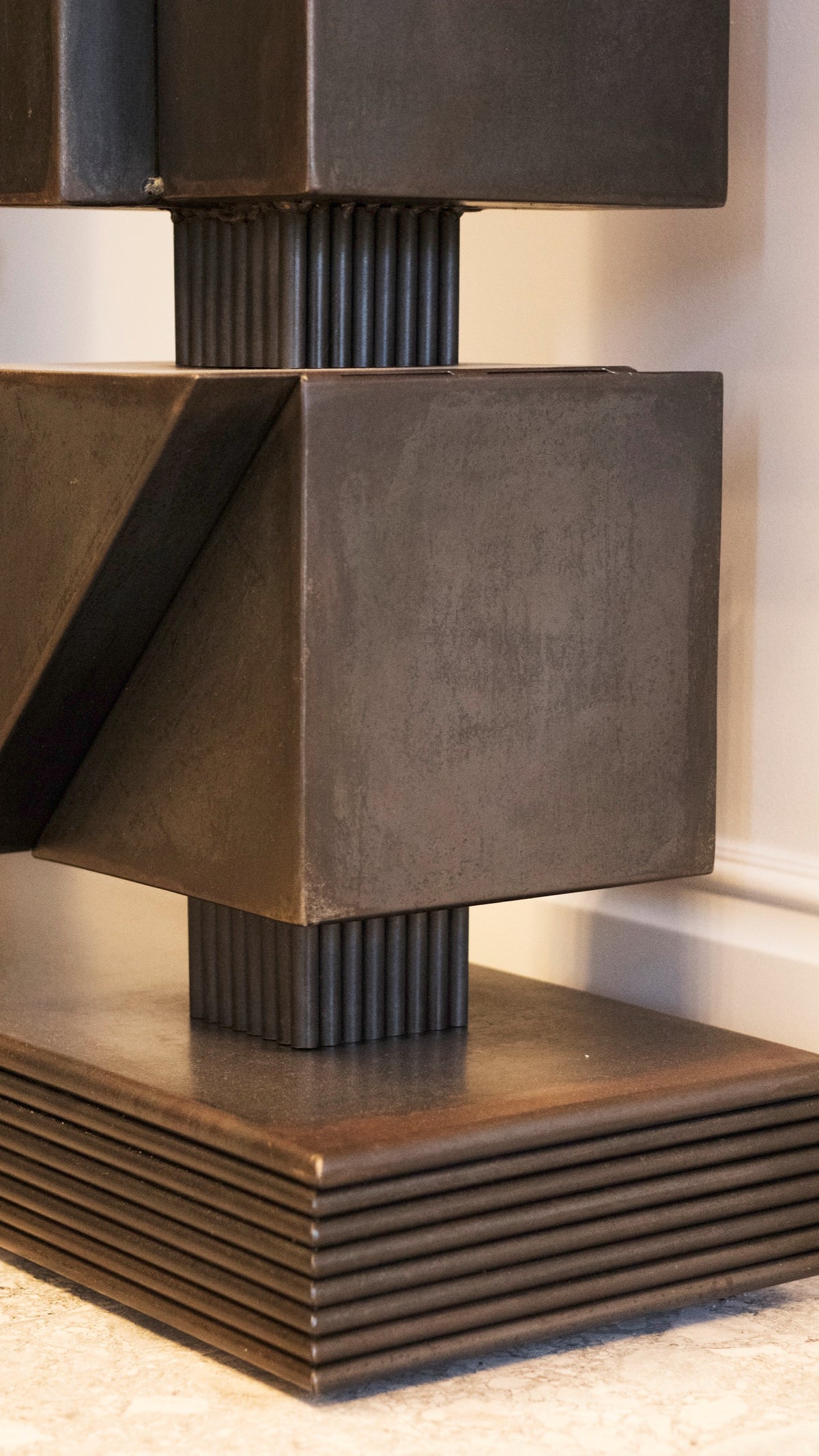 Cubica Console Table