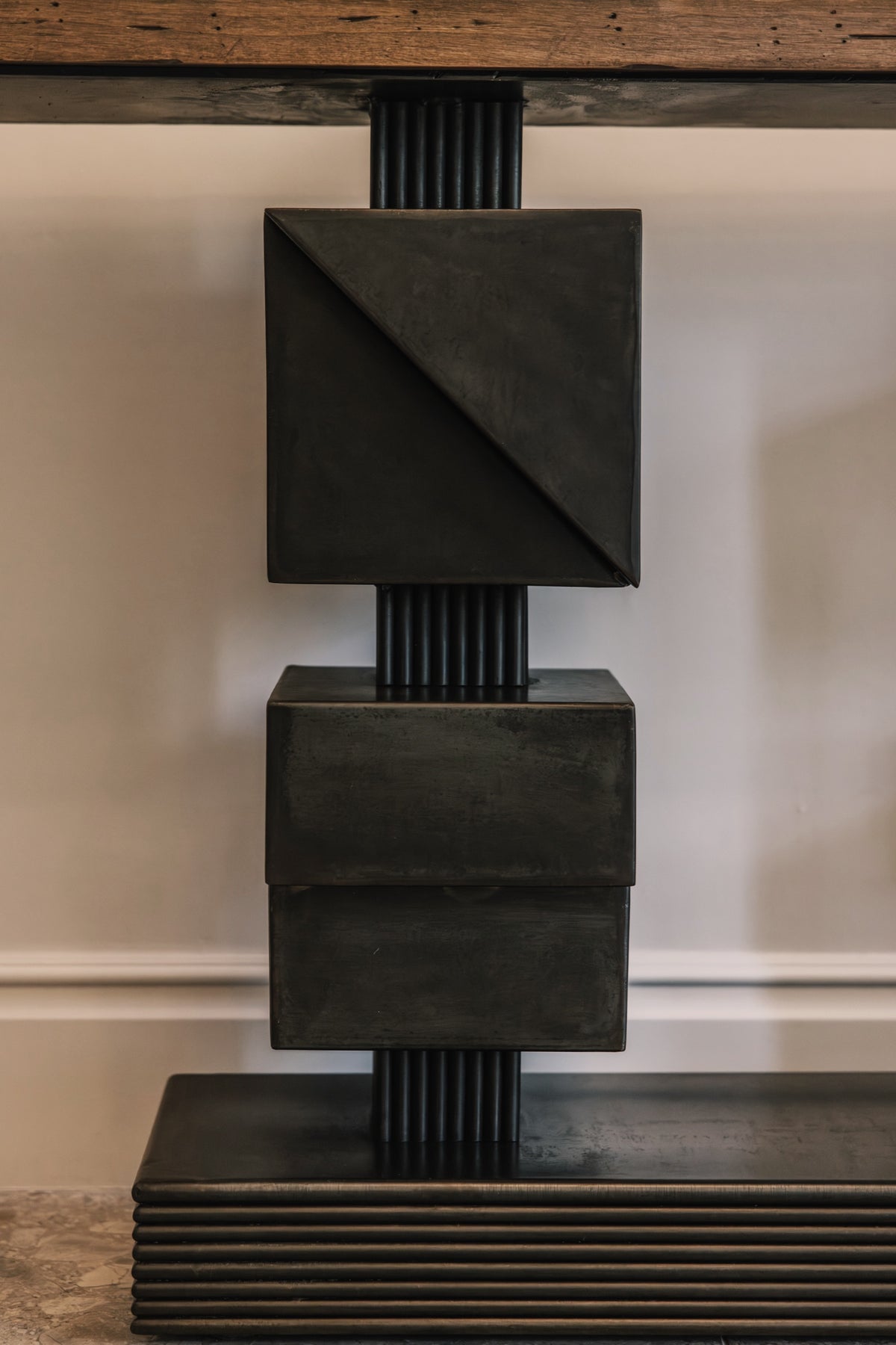Cubica Console Table