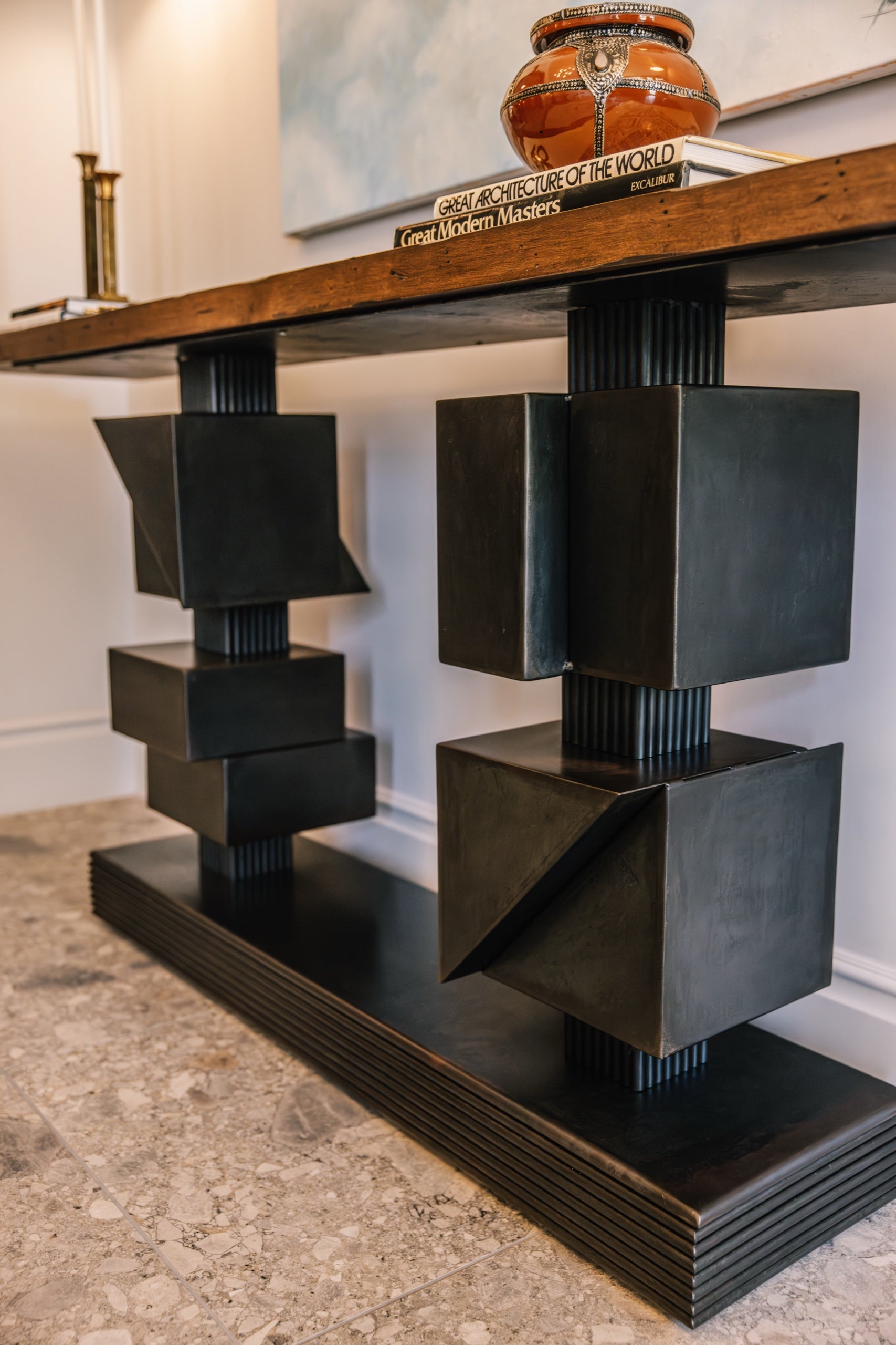 Cubica Console Table